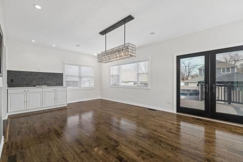 10547 South Troy Street Chicago IL 60655