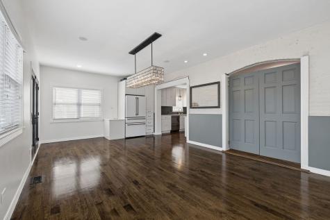 10547 South Troy Street Chicago IL 60655