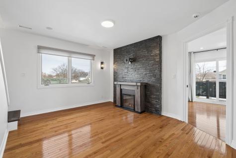 10547 South Troy Street Chicago IL 60655