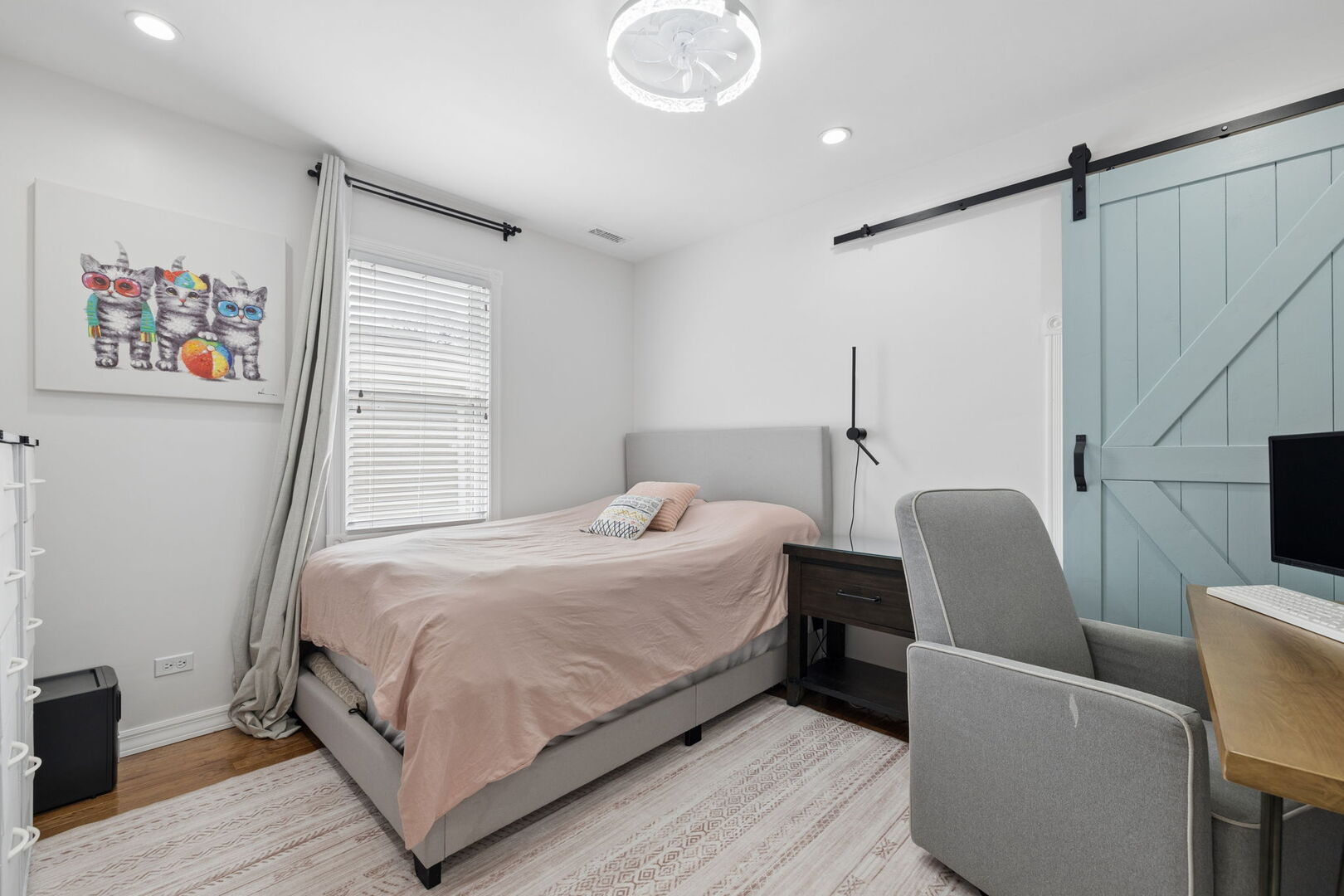 10547 South Troy Street Chicago IL 60655