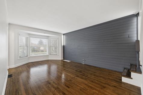 10547 South Troy Street Chicago IL 60655
