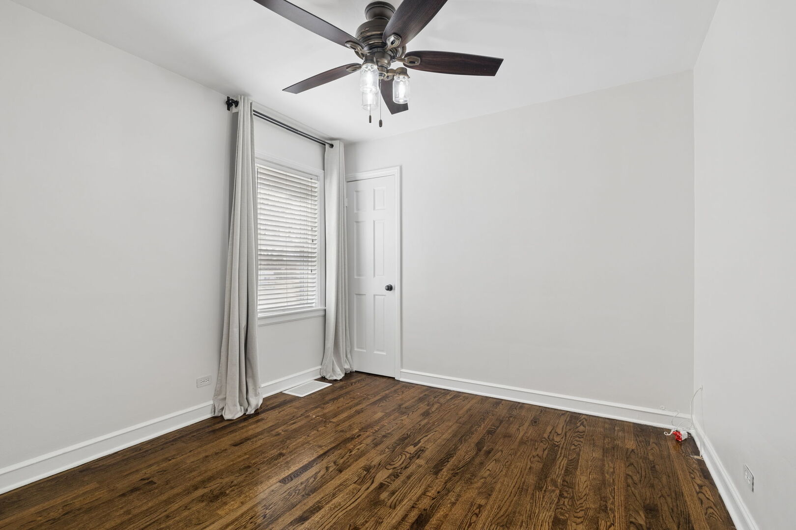 10547 South Troy Street Chicago IL 60655
