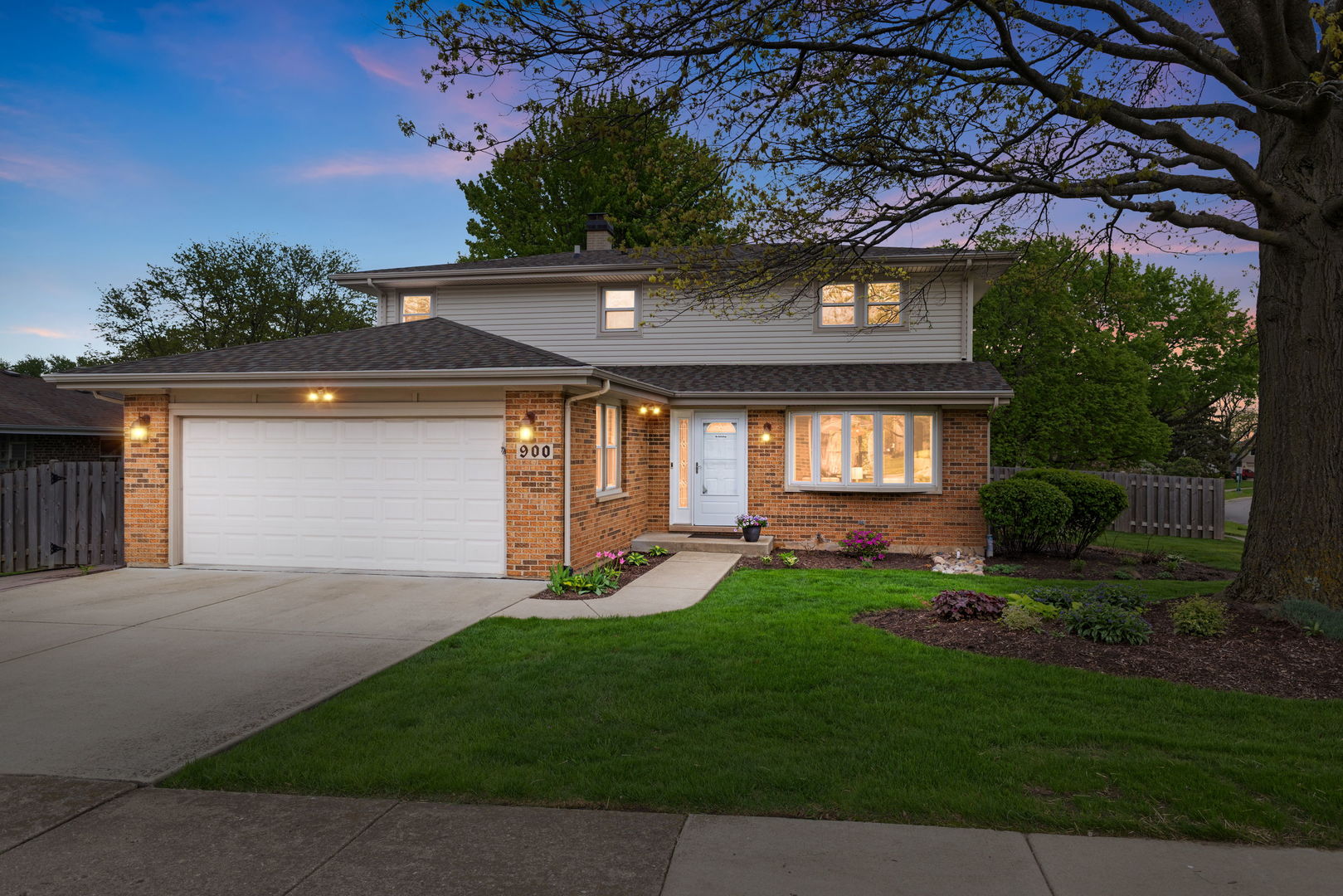 900 Dearborn Circle Carol Stream IL 60188