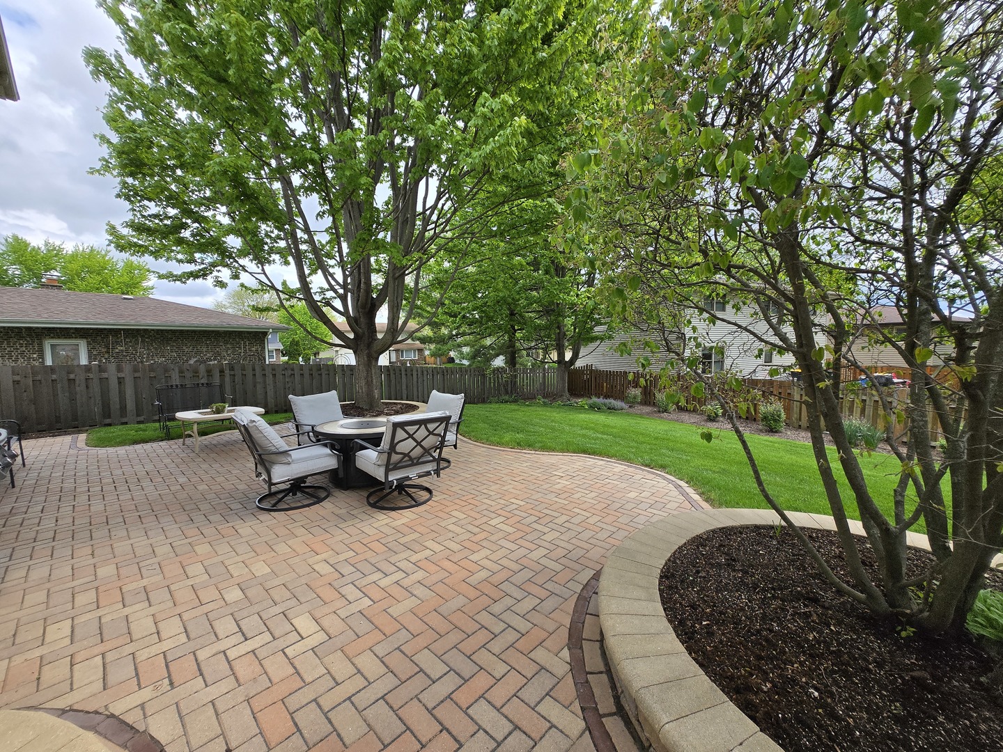 900 Dearborn Circle Carol Stream IL 60188
