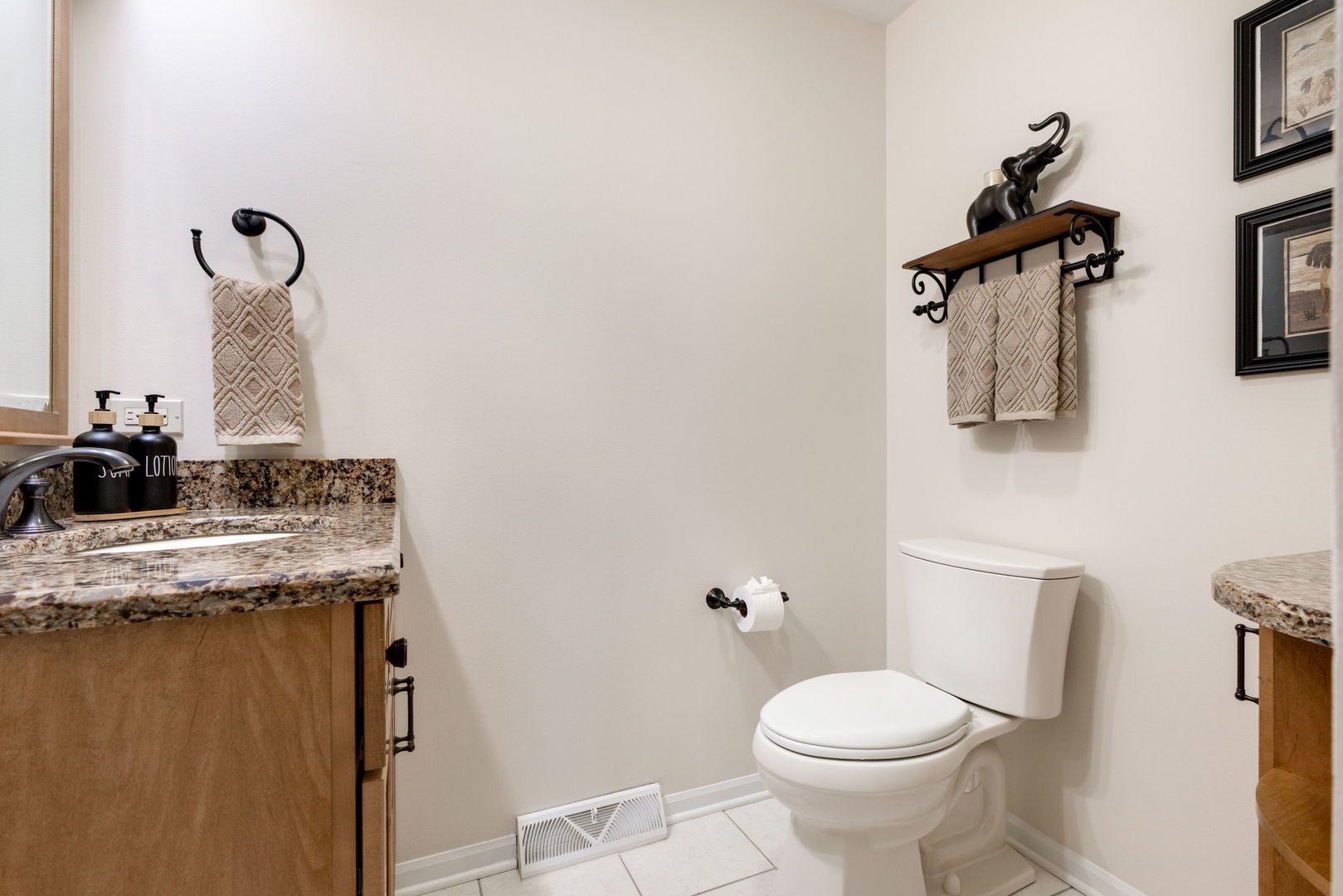 900 Dearborn Circle Carol Stream IL 60188