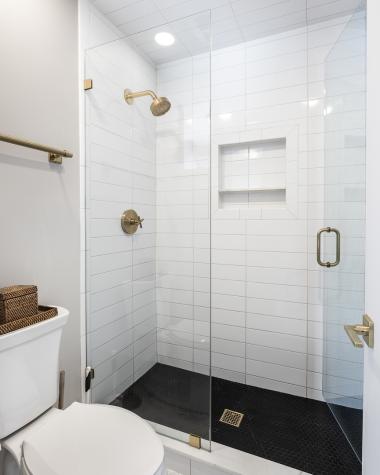 1225 West Deerpath Road Lake Forest IL 60045