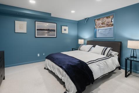 1225 West Deerpath Road Lake Forest IL 60045