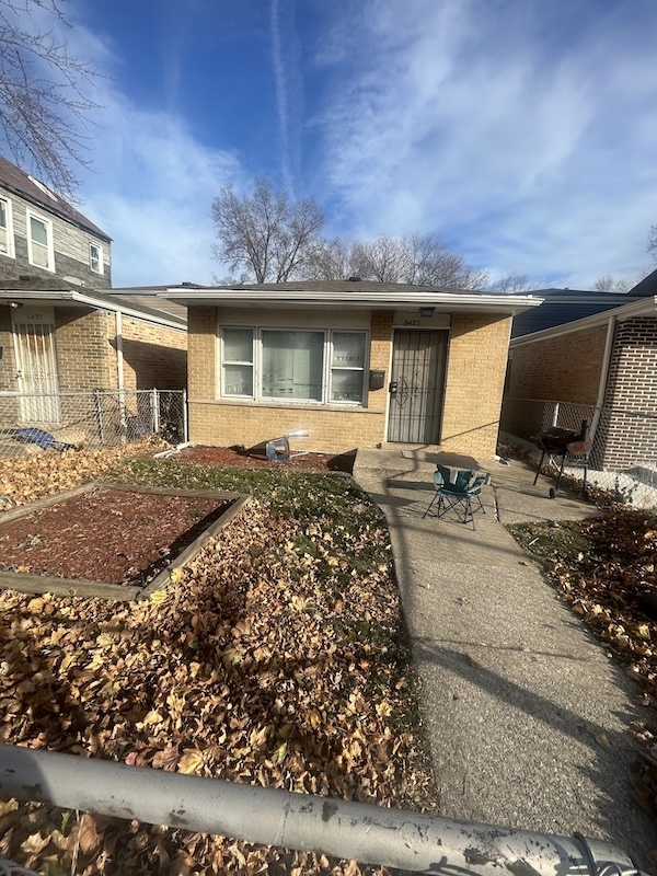 6425 South Racine Avenue Chicago IL 60609