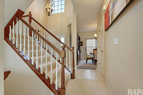 1419 White Oak Lane Woodstock IL 60098