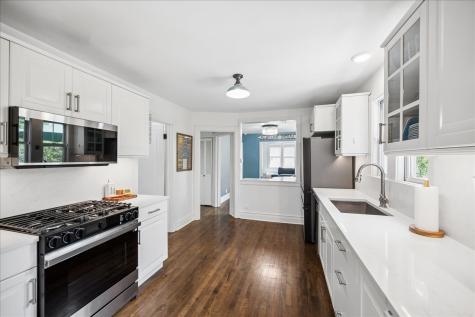 52 South Central Avenue Highwood IL 60040
