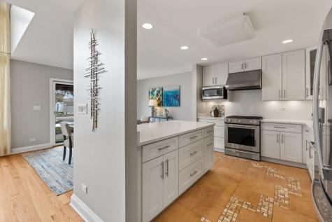 5133 Carol Street Skokie IL 60077