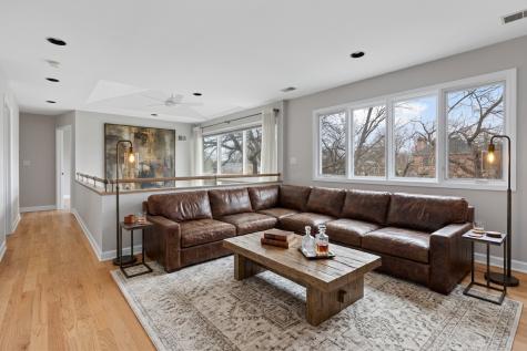 5133 Carol Street Skokie IL 60077