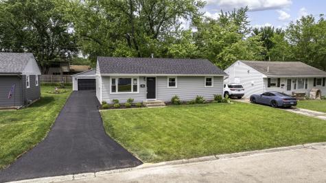 512 North Westlawn Avenue Aurora IL 60506
