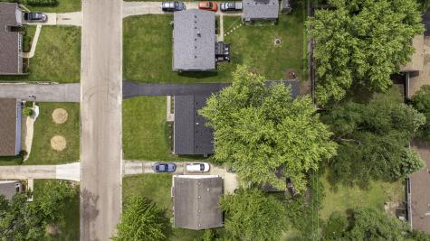 512 North Westlawn Avenue Aurora IL 60506