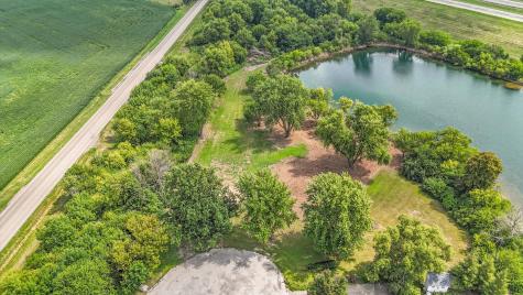 50 Moss Lake Drive Farmer City IL 61842