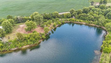 50 Moss Lake Drive Farmer City IL 61842