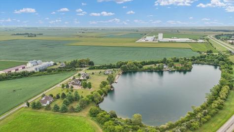 50 Moss Lake Drive Farmer City IL 61842