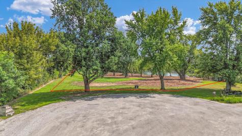 50 Moss Lake Drive Farmer City IL 61842