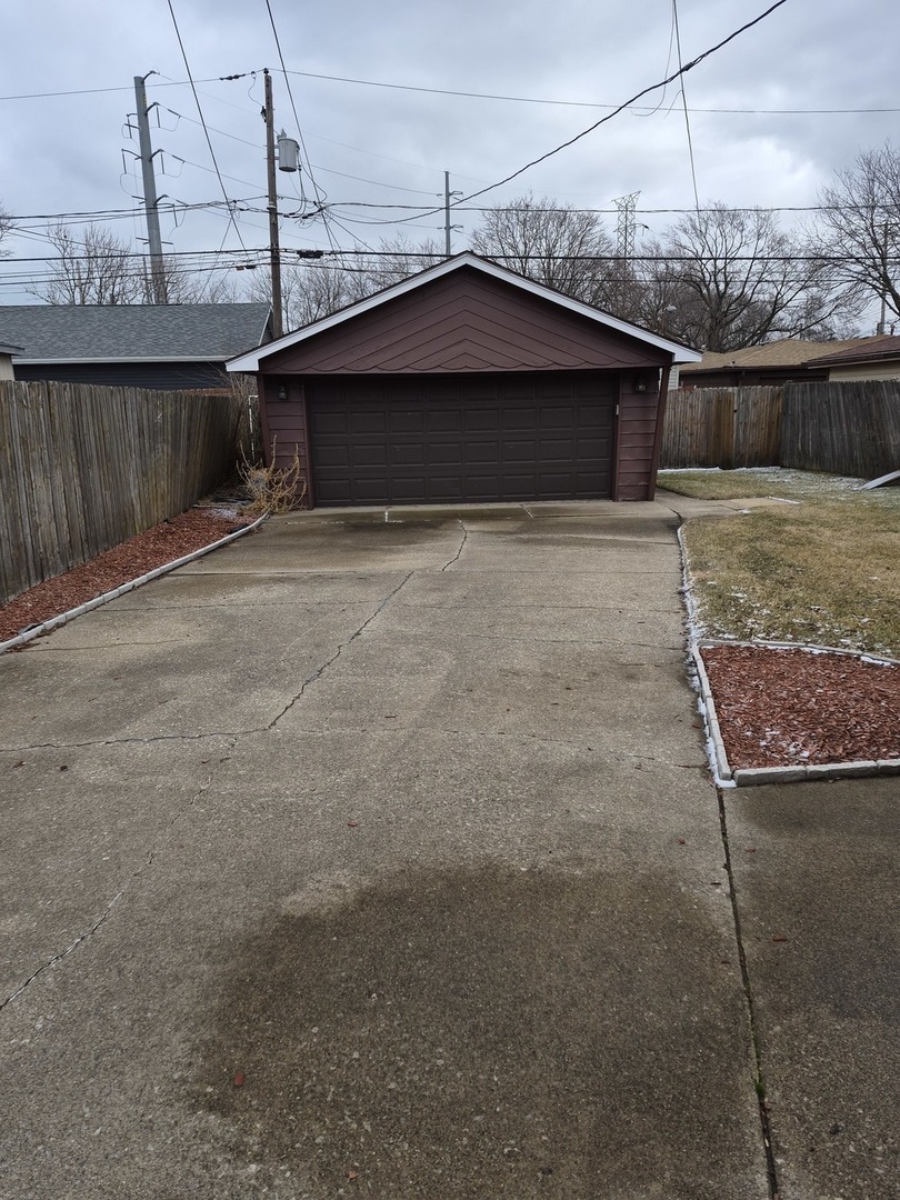12749 South Escanaba Avenue Chicago IL 60633