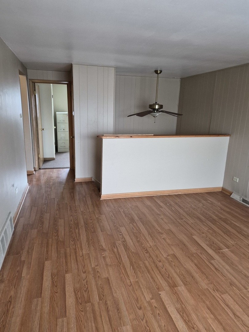 12749 South Escanaba Avenue Chicago IL 60633