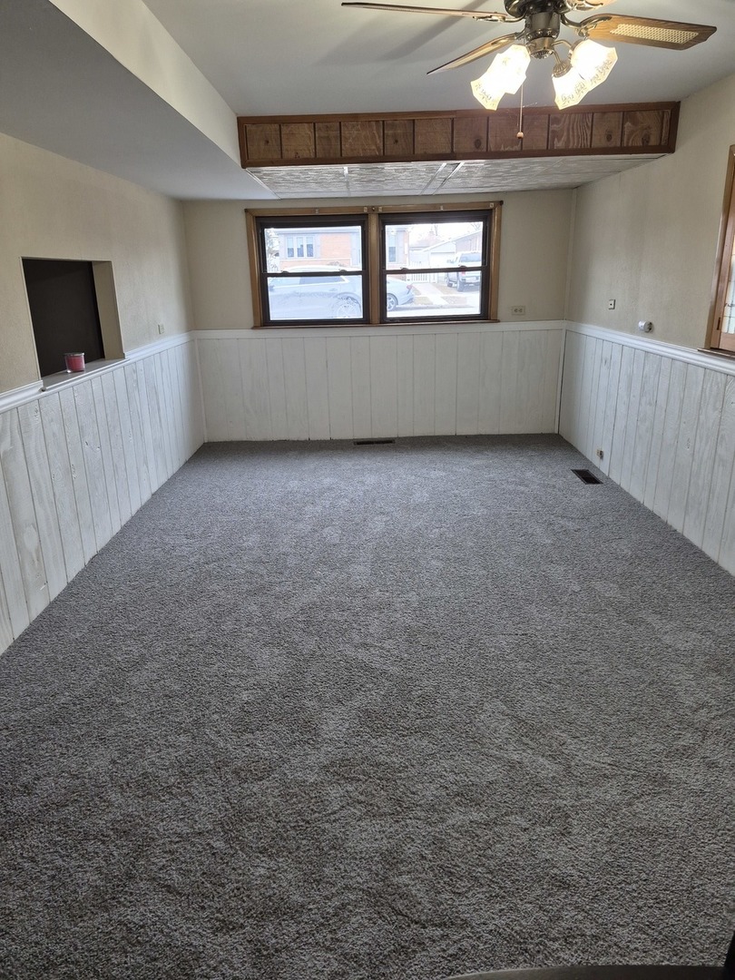 12749 South Escanaba Avenue Chicago IL 60633