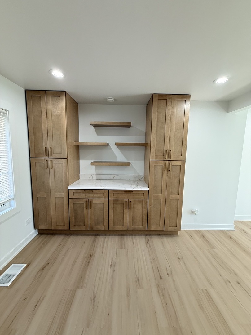 6342 South Lockwood Avenue Chicago IL 60638