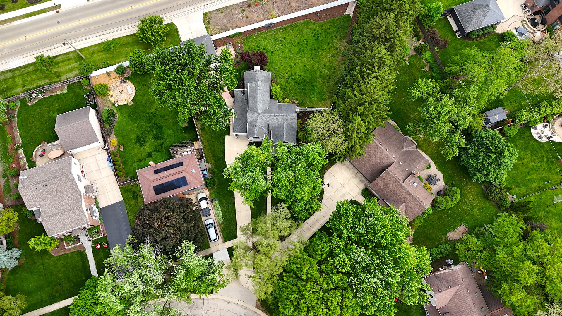 2 Algonquin Road Clarendon Hills IL 60514