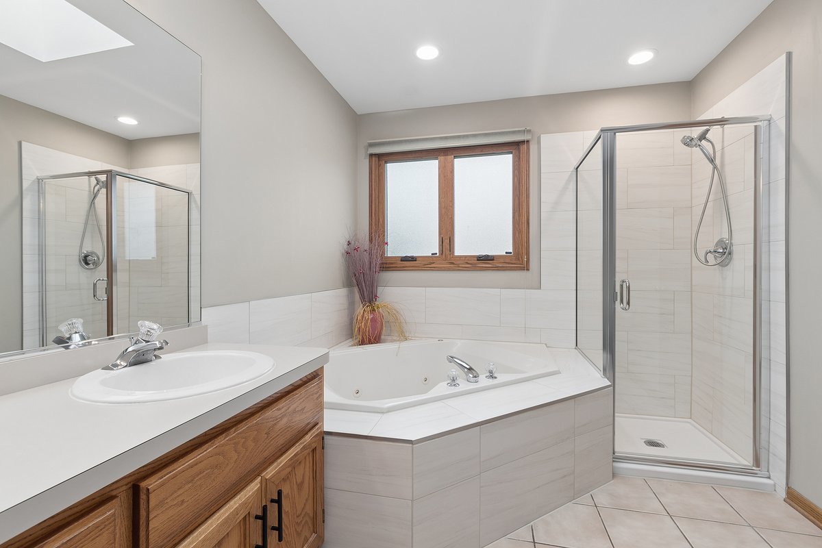 611 Vanderbilt Drive New Lenox IL 60451