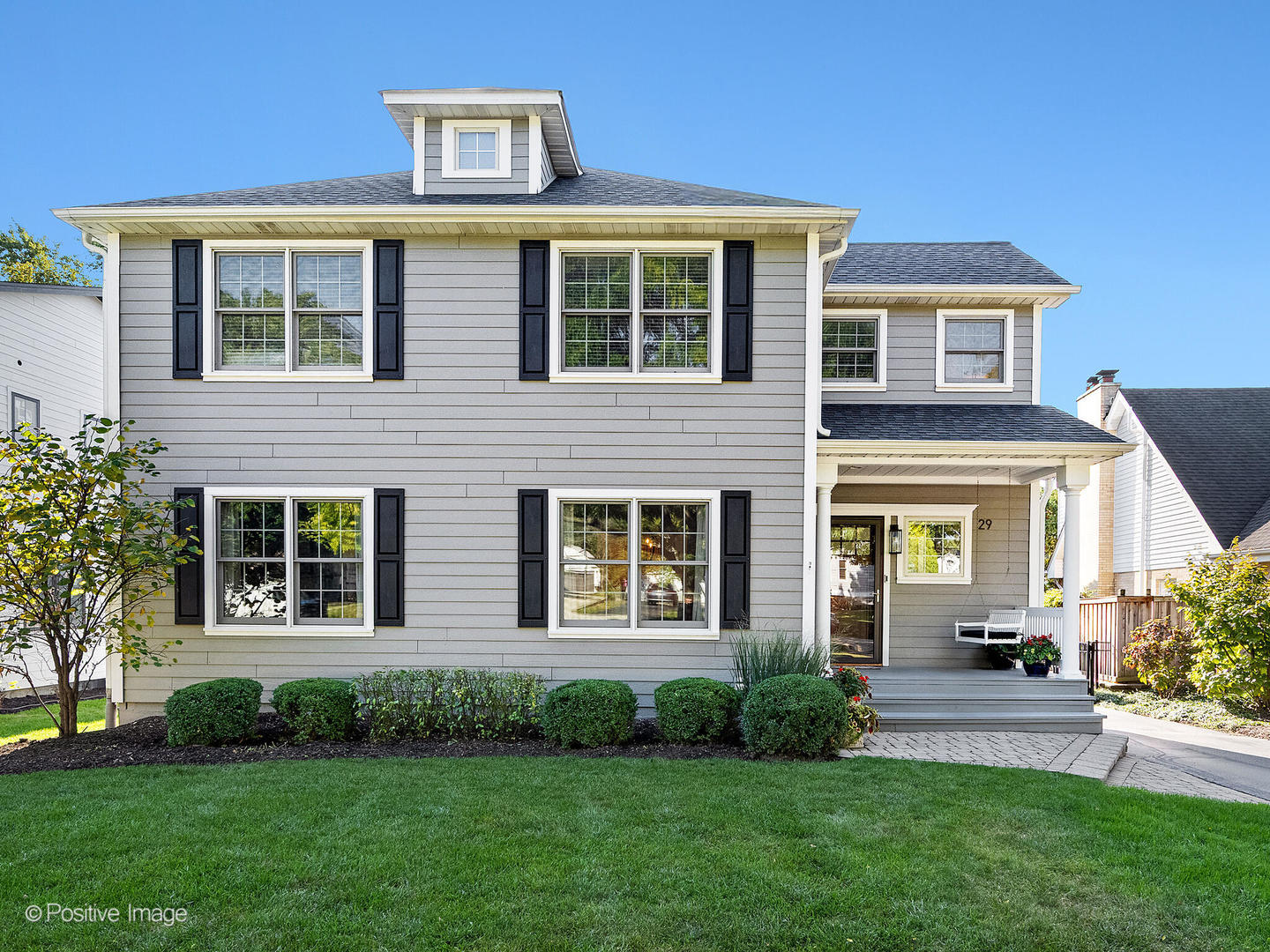 29 Waverly Avenue Clarendon Hills IL 60514