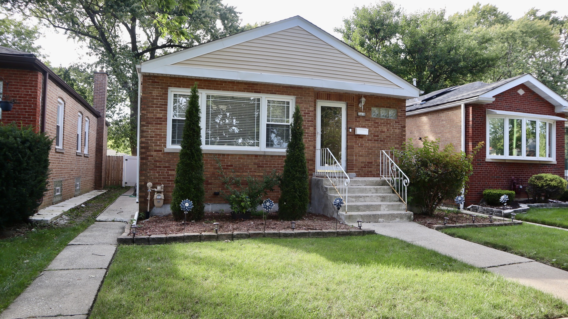 11836 South Hale Avenue Chicago IL 60643