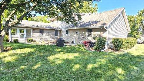 205 North Lincoln Street Elwood IL 60421