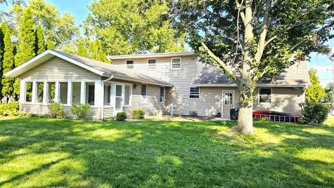 205 North Lincoln Street Elwood IL 60421