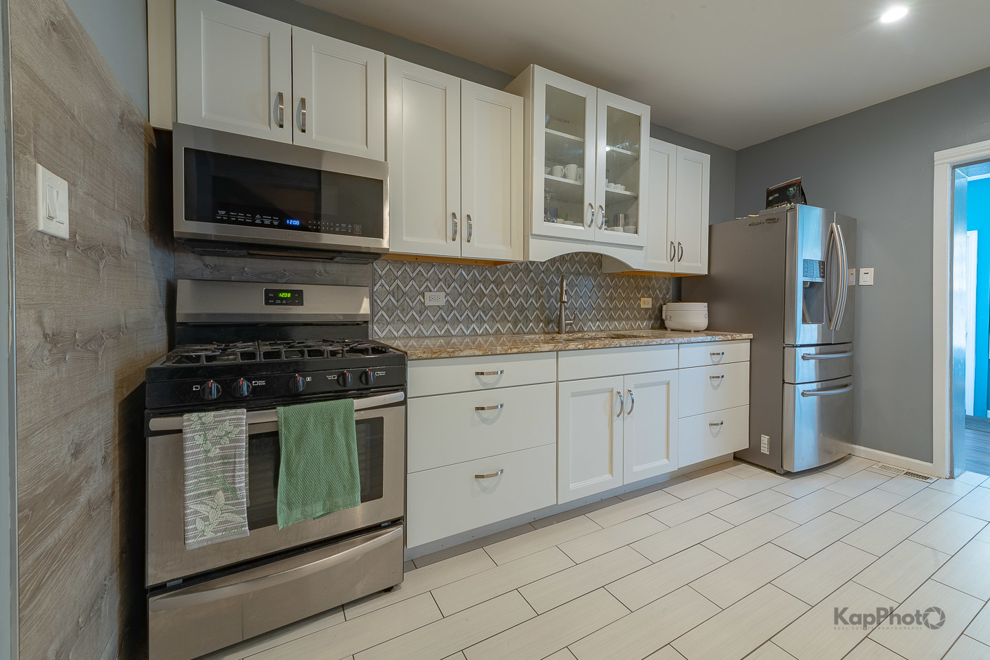 3743 North Kimball Avenue Chicago IL 60618