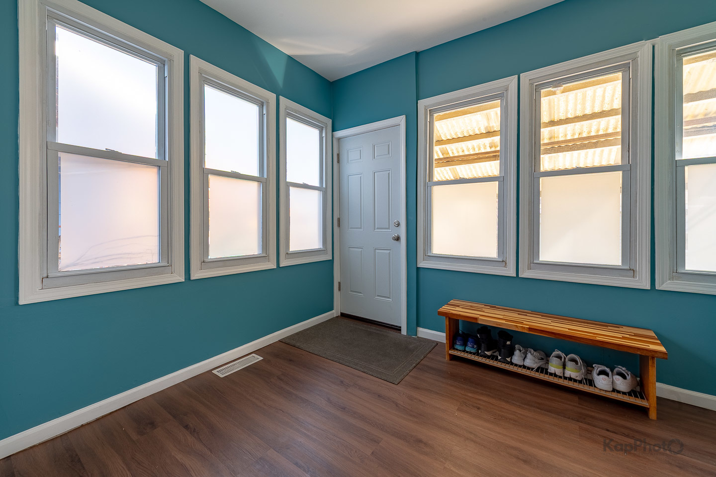3743 North Kimball Avenue Chicago IL 60618