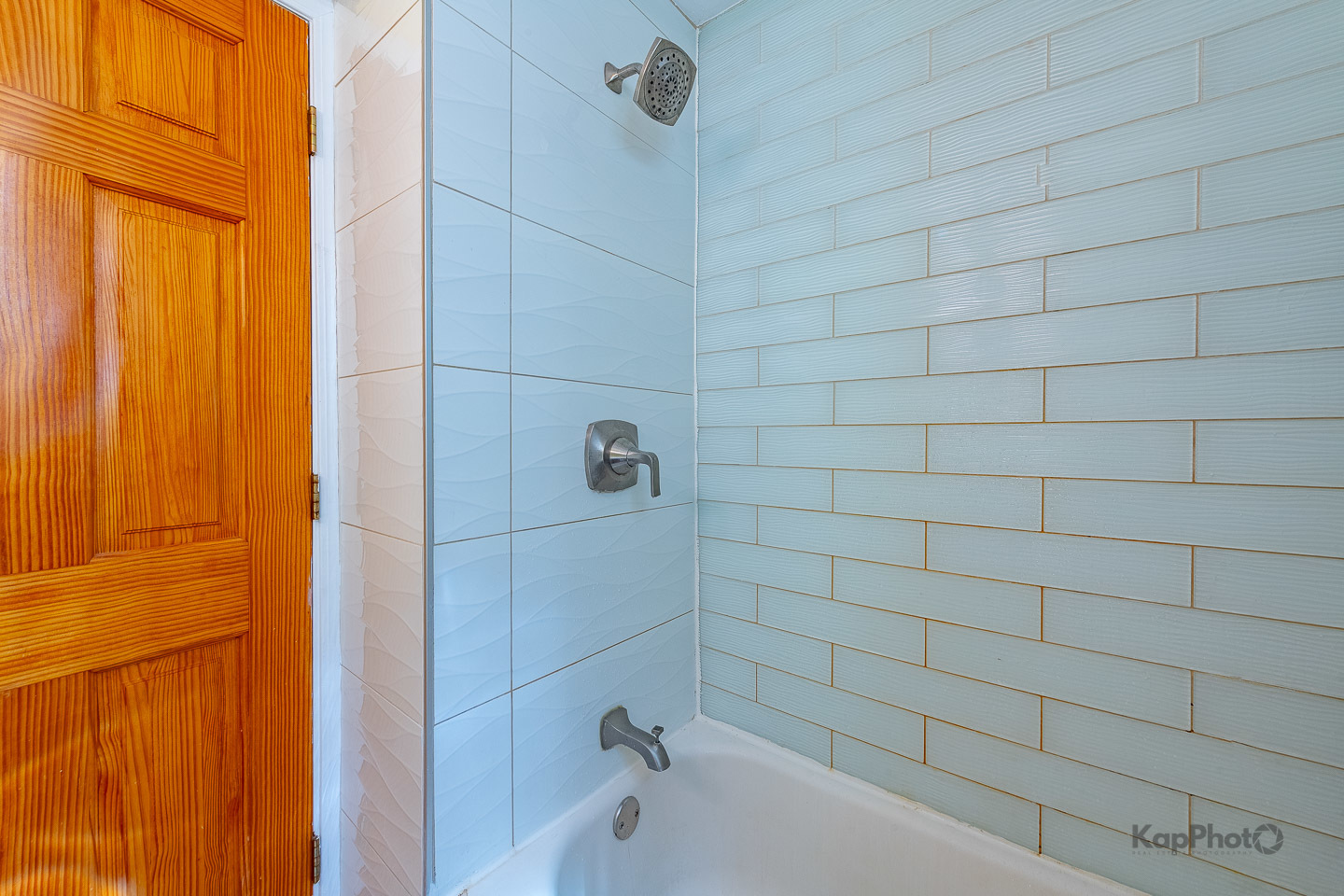 3743 North Kimball Avenue Chicago IL 60618