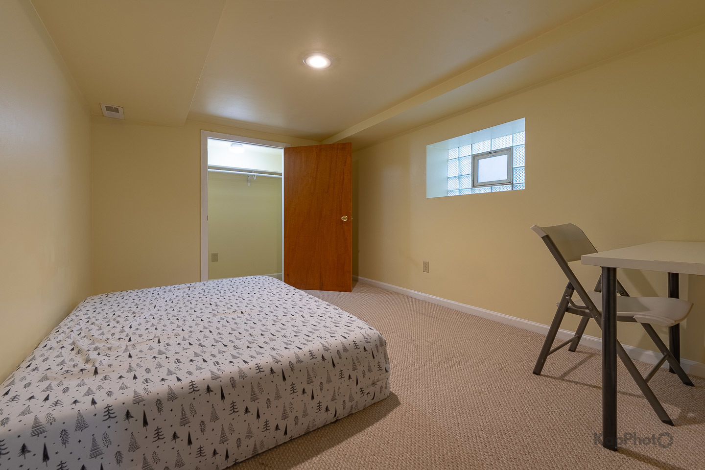 3743 North Kimball Avenue Chicago IL 60618