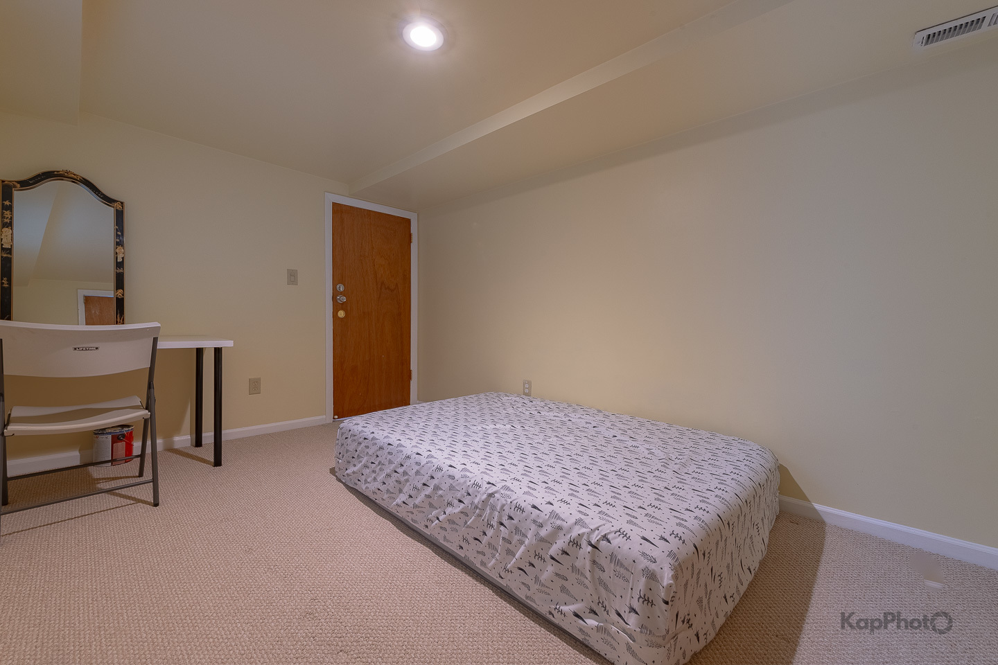 3743 North Kimball Avenue Chicago IL 60618