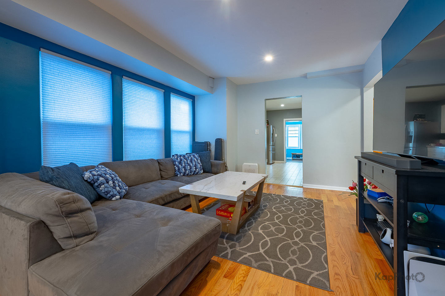 3743 North Kimball Avenue Chicago IL 60618