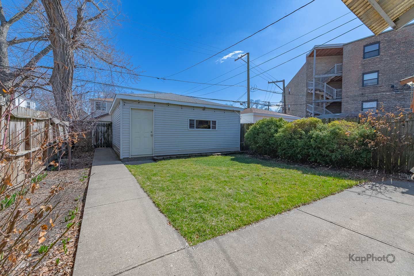 3743 North Kimball Avenue Chicago IL 60618