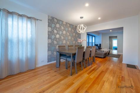 3743 North Kimball Avenue Chicago IL 60618