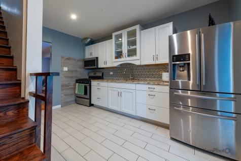 3743 North Kimball Avenue Chicago IL 60618