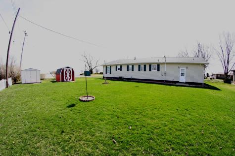 321 East Elm Street Piper City IL 60959