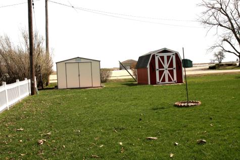 321 East Elm Street Piper City IL 60959
