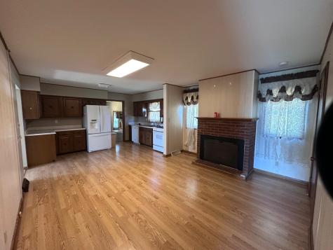 321 East Elm Street Piper City IL 60959