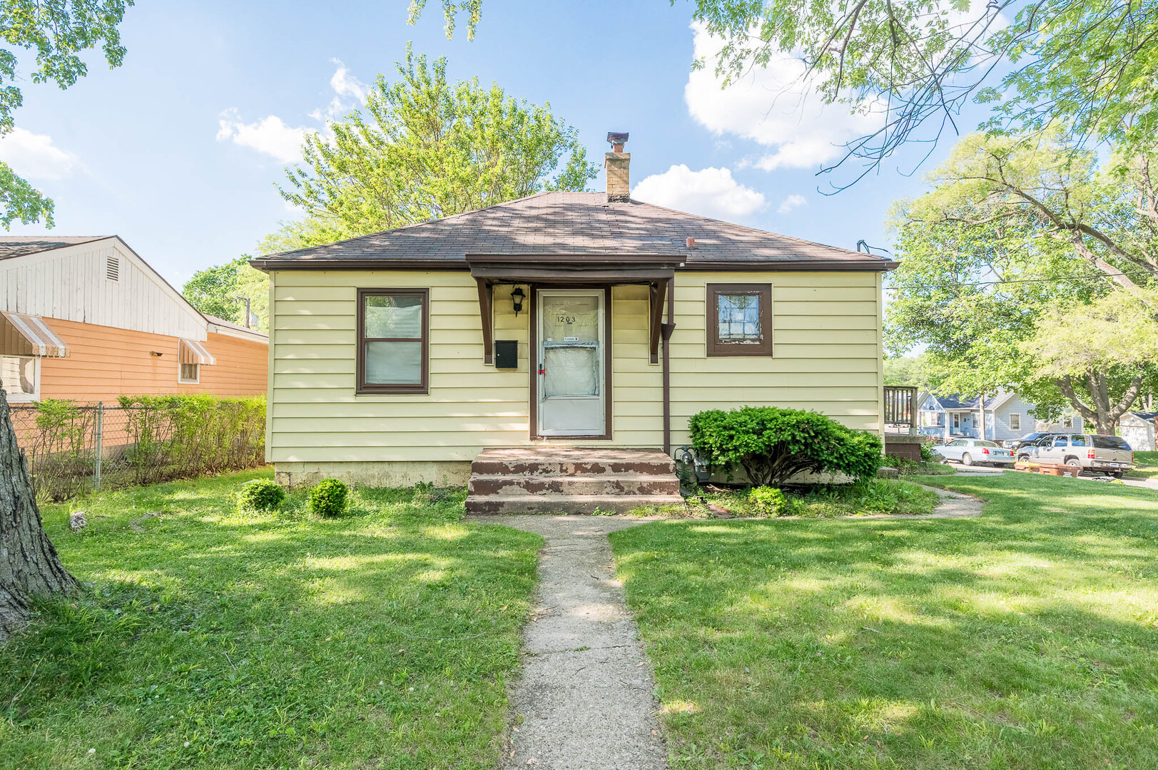 1203 Taylor Street Rockford IL 61101