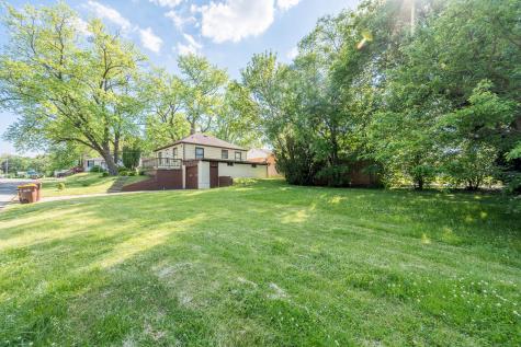 1203 Taylor Street Rockford IL 61101