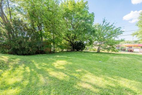 1203 Taylor Street Rockford IL 61101