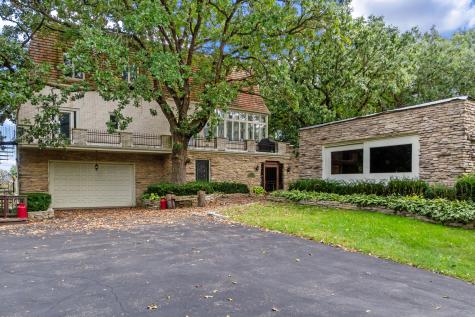 7830 North Pillow Hill Road Spring Grove IL 60081