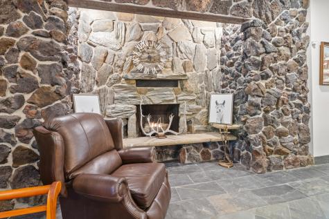 7830 North Pillow Hill Road Spring Grove IL 60081