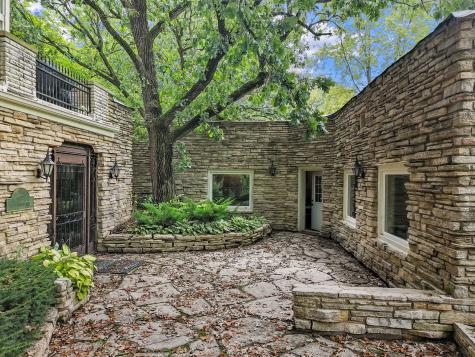 7830 North Pillow Hill Road Spring Grove IL 60081